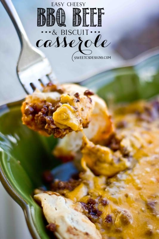 BBQ Beef and Biscuit casserole- so easy and delicious! Your whole family will love this